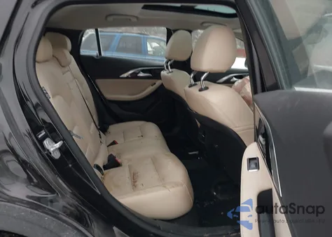 2018 Infiniti Qx30 Premium из США, поврежденный, VIN SJKCH5CR0JA053335